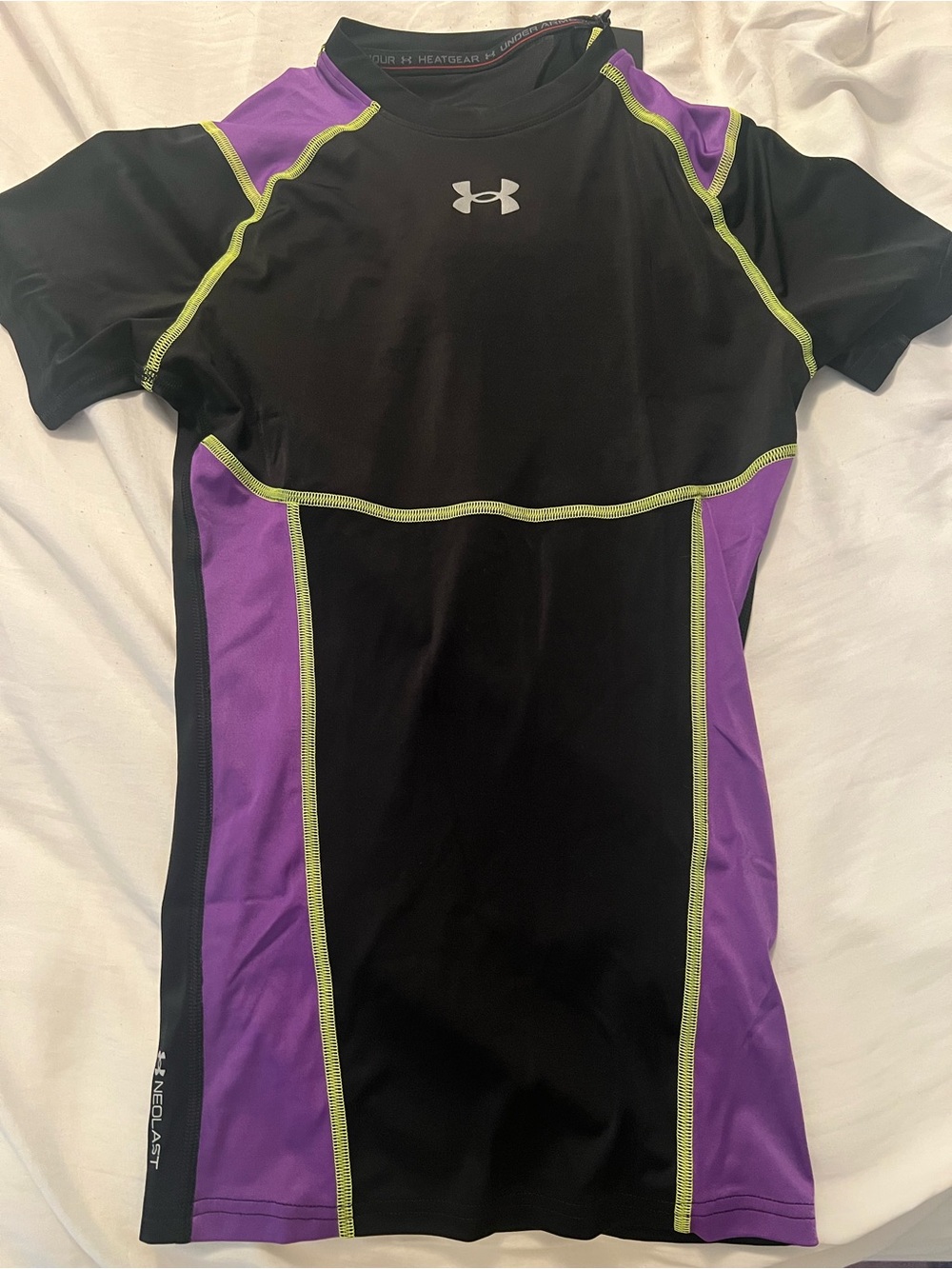 Under Armour Men's Black & Purple Short Sleeve Compression Shirt. Brand New!!!